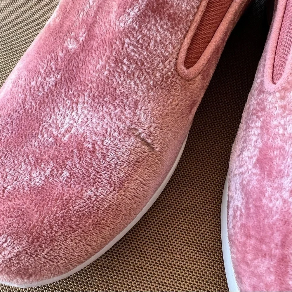 Fitflop foam shoe left